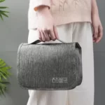 Trousse de toilette qui s’accroche 3