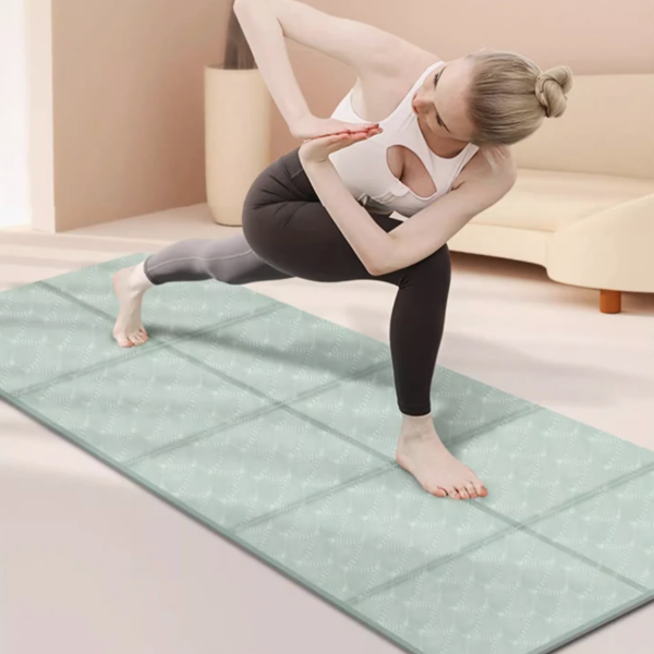 Tapis de yoga pliable voyage