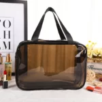 Trousse de toilette transparente 17