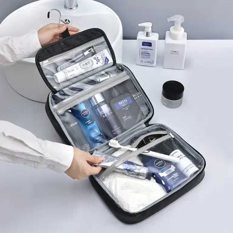 Trousse de toilette à suspendre homme 4